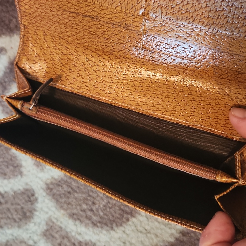 Gucci Wallet - Picture 4 of 8